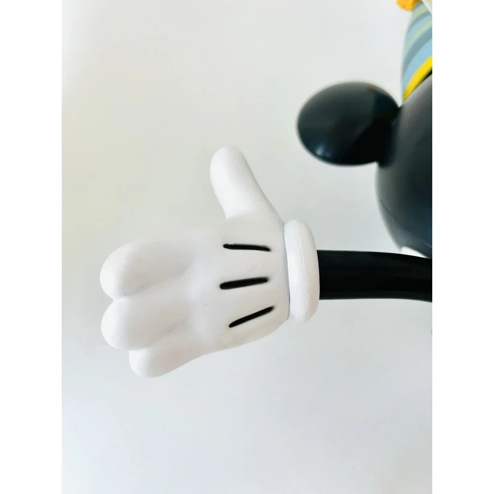 Disney Parks Mickey Mouse Birthday Sipper Cup‎ With Straw 12